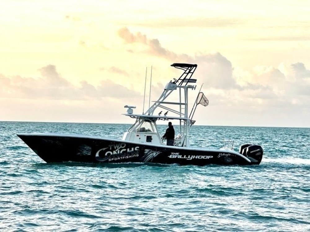 a small boat in a body of water